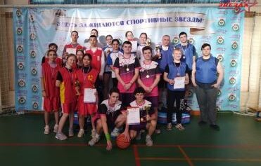 Соревнования по баскетболу в рамках Боровской районной школьной спортивной лиги.