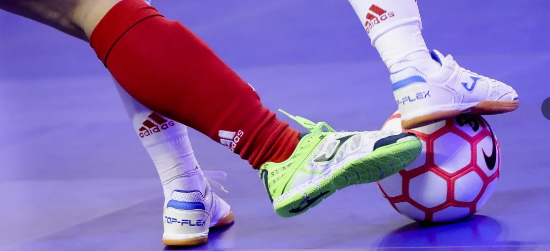 Чемпионат по футзалу