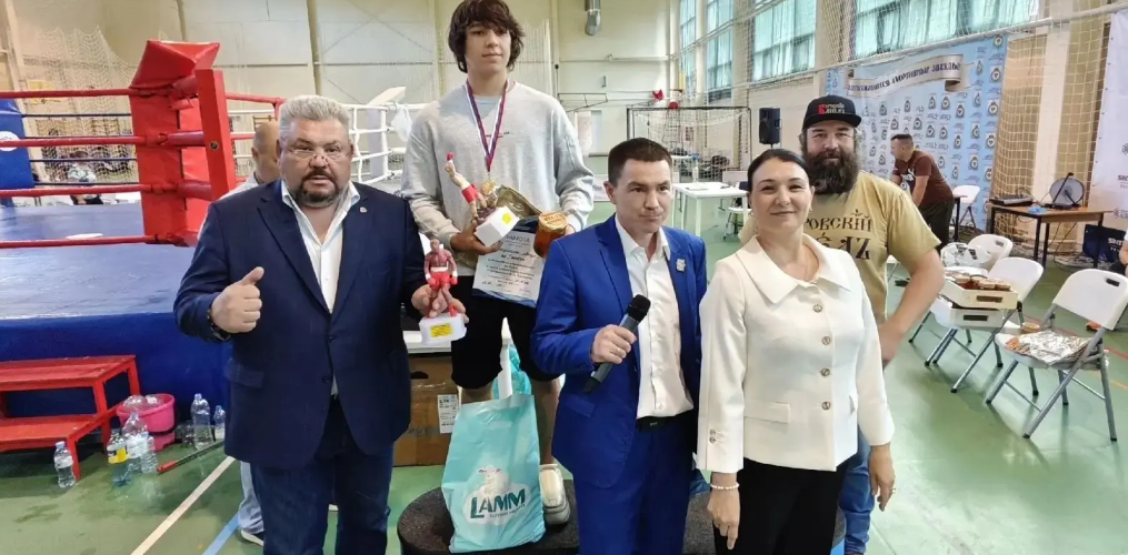 Турнир по боксу